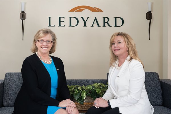 Ledyard-Bank-Underwood-Moran-Portrait-6_websize.jpg